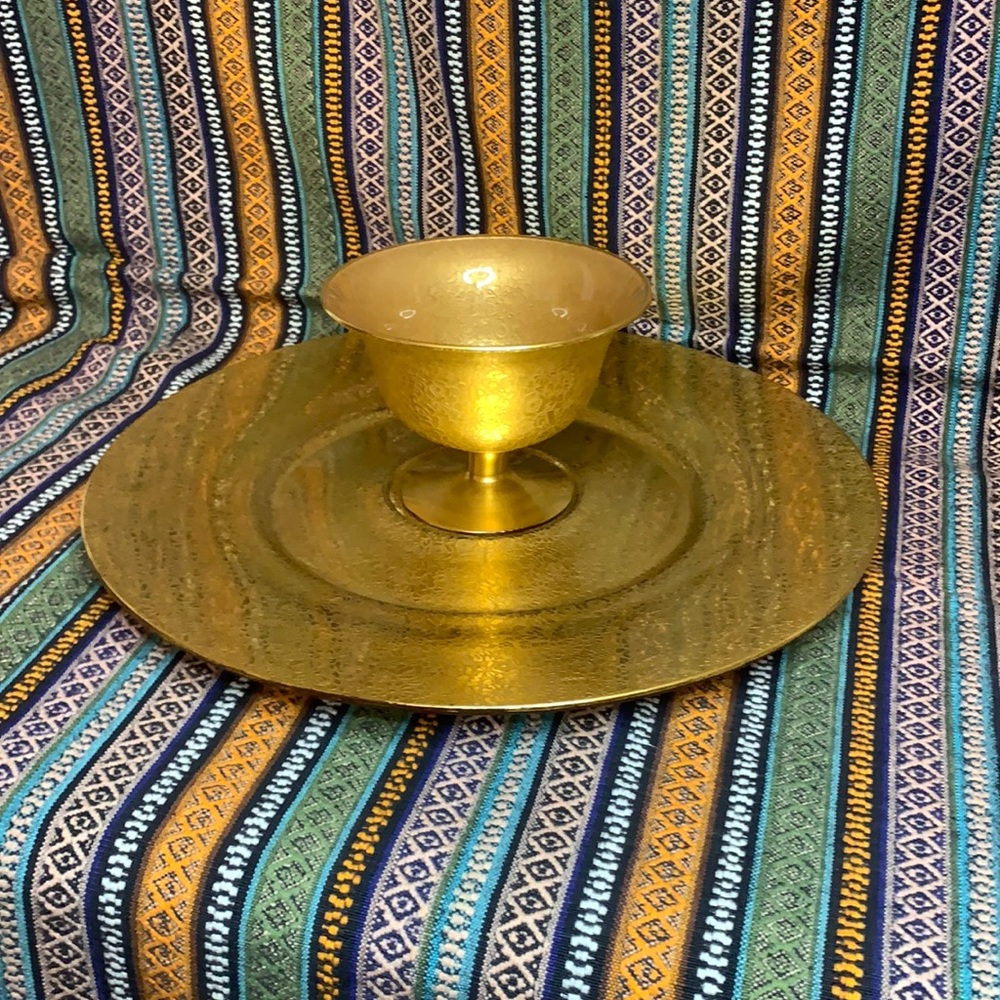 Art Deco 24k gold embossed glass chip dip / veggie / fruit tray & dish